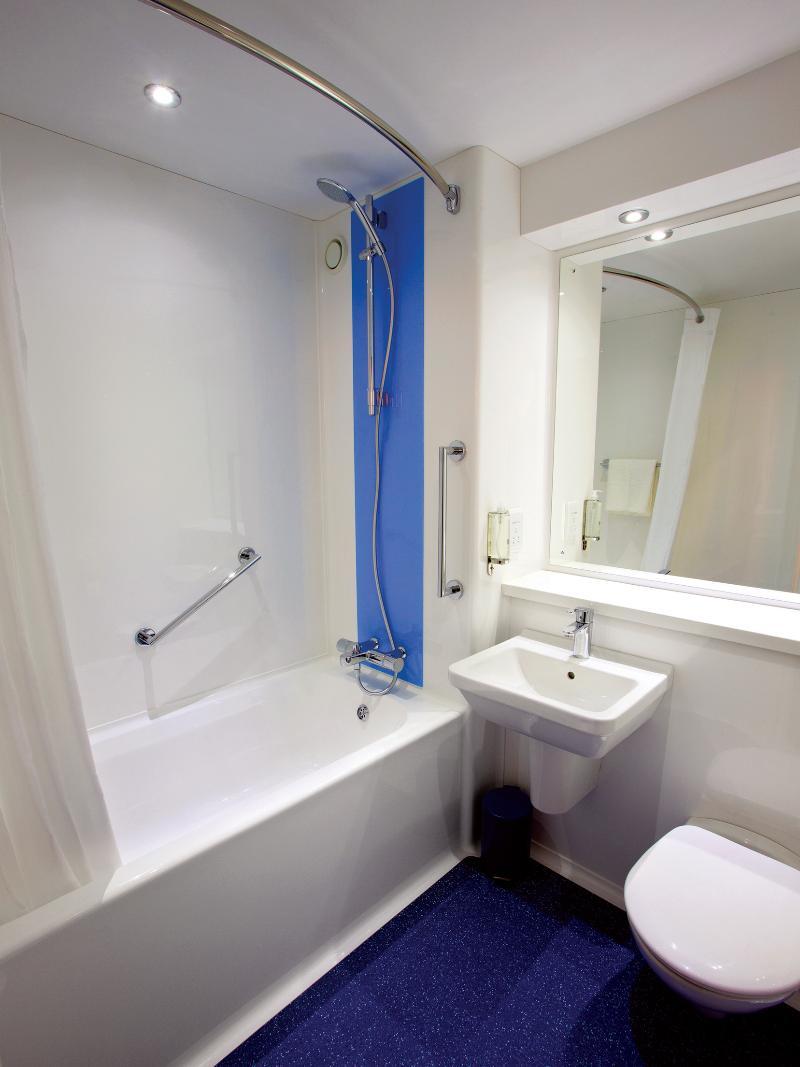 Travelodge London Richmond Central Kültér fotó